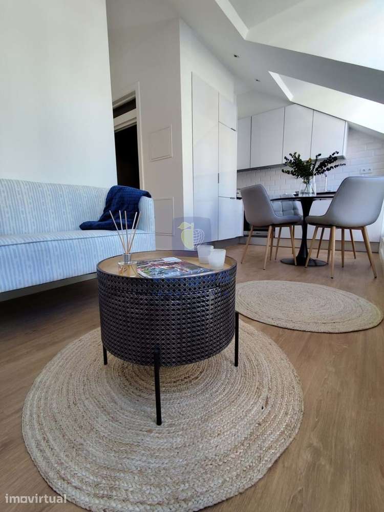 T2 renovado em São Vicente com vista Rio - Grande imagem: 2/12