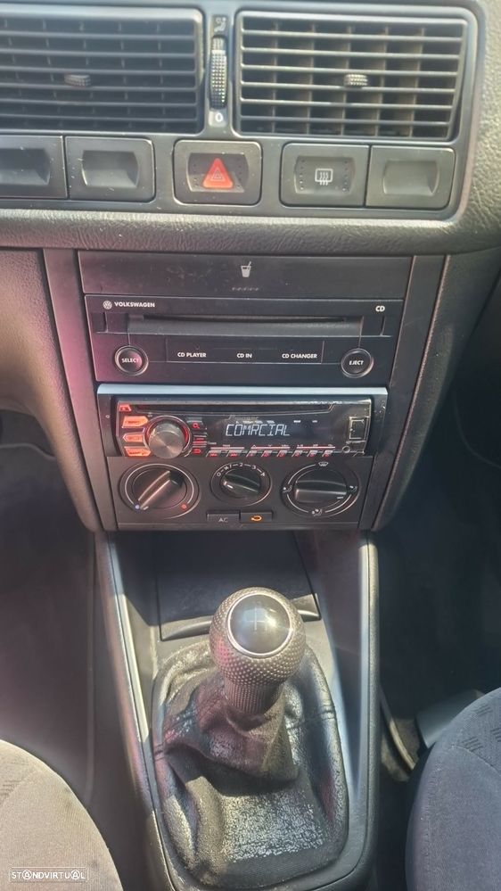VW Golf 1.4i Confortline JE+AC - 13