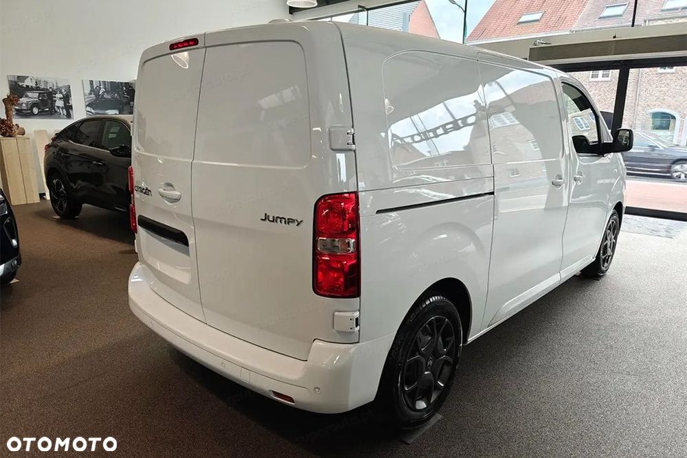 Citroën Jumpy M L1H1 EAT8 2.2 180KM - 8