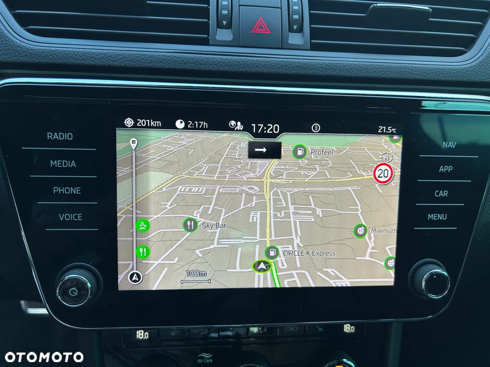 Skoda Superb 2.0 TDI SCR 4x4 Sportline DSG - 20