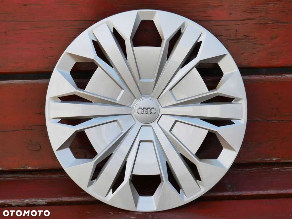 Oryginalne kołpaki 17" do AUDI OE 83A601147 Bardzo Ładny Komplet Używane - 2