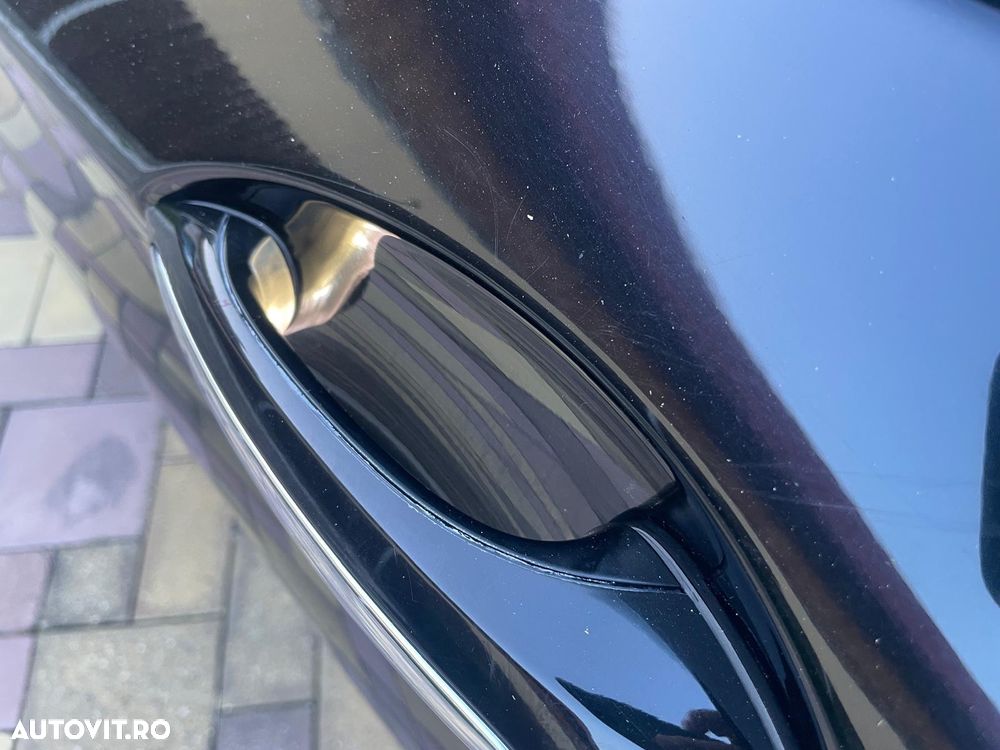 BMW Seria 5 525d xDrive AT - 3