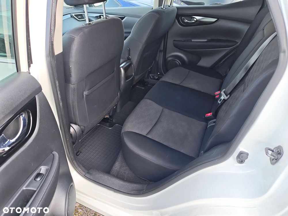 Nissan Qashqai 1.6 dCi 360 S&S - 16