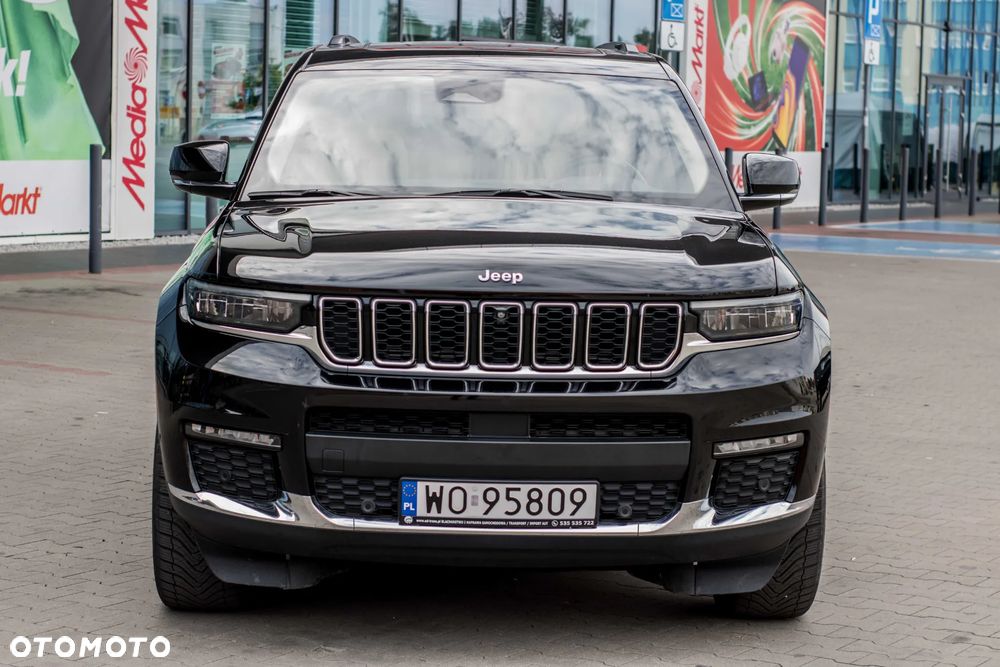 Jeep Grand Cherokee - 37