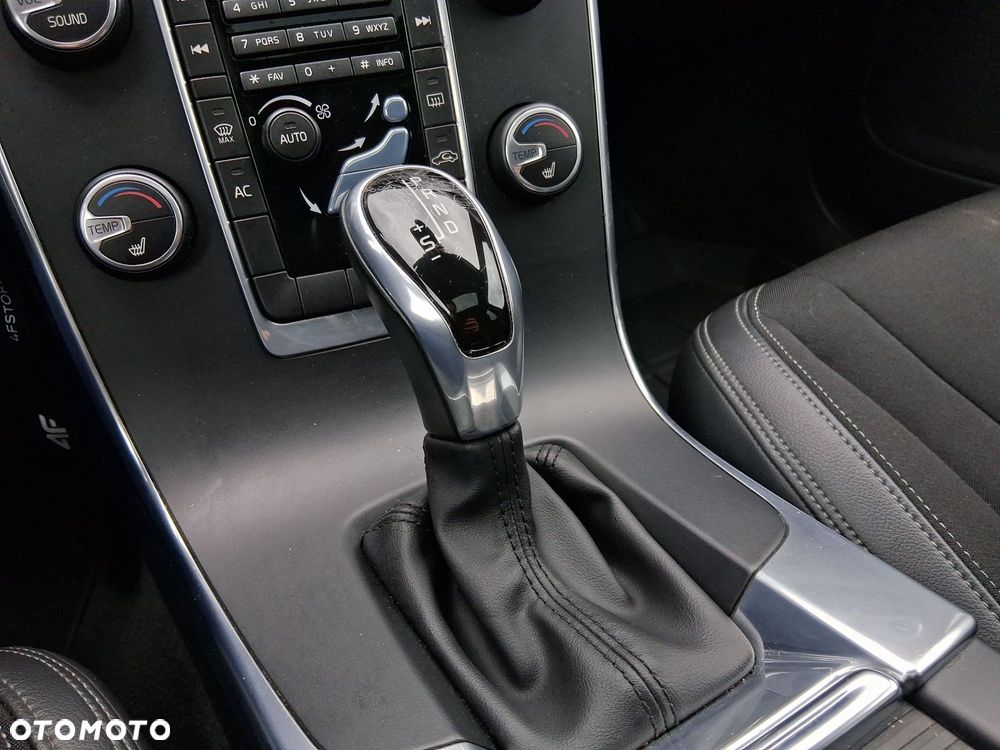 Volvo V60 - 22