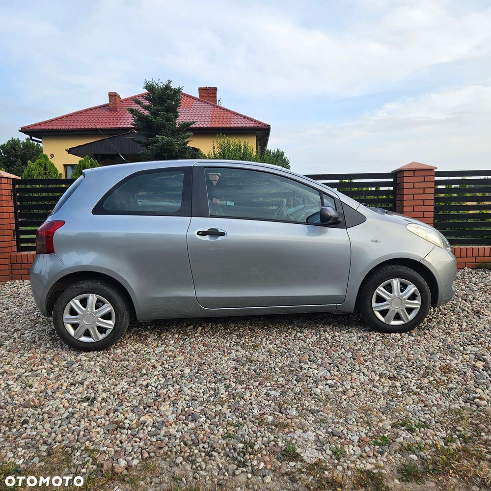Toyota Yaris 1.0 Luna - 13