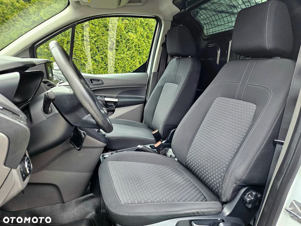 Ford Transit Connect - 15
