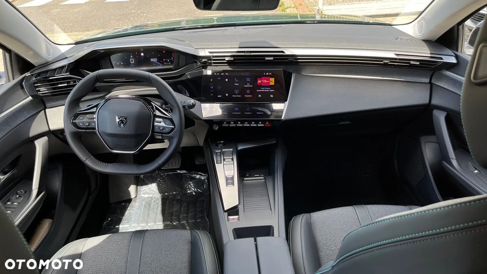 Peugeot 308 1.2 mHEV Allure S&S e-DCS6 - 12