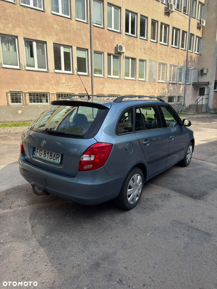 Skoda Fabia 1.4 16V Comfort - 6