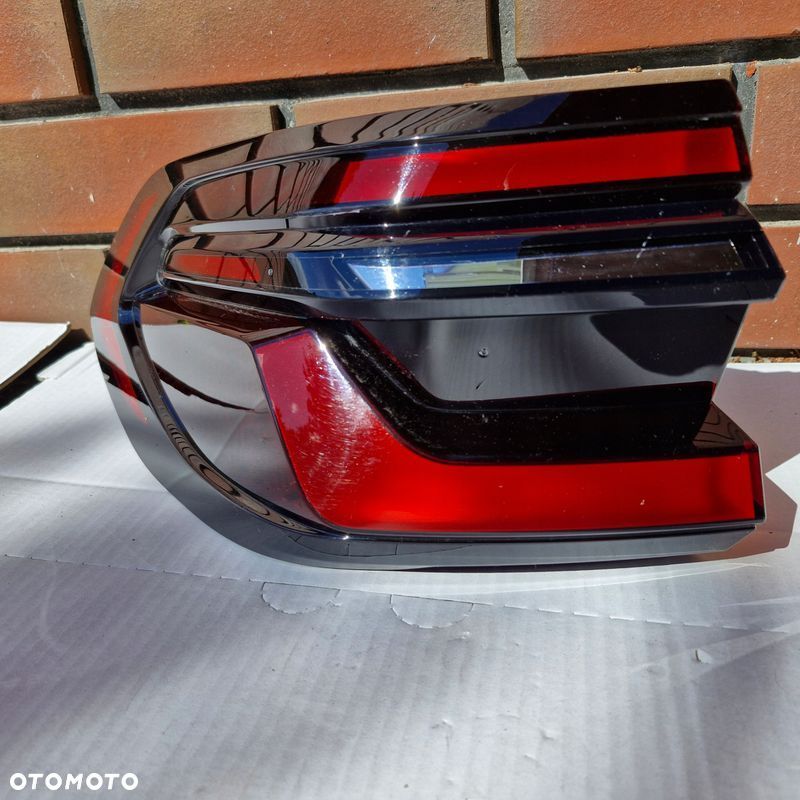BMW X7 G07 LCI LIFT 22- LAMPA TYLNA LEWA W BLOTNIK LED EUROPA - 1