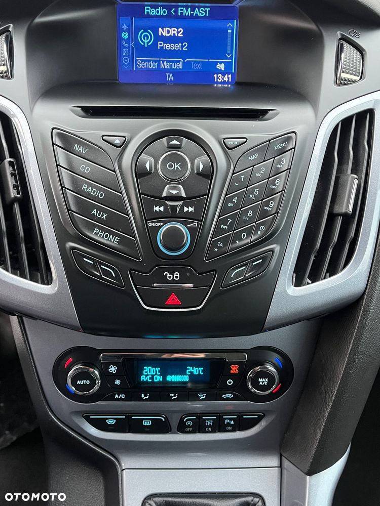 Ford Focus 1.0 EcoBoost Start-Stopp-System Titanium - 32