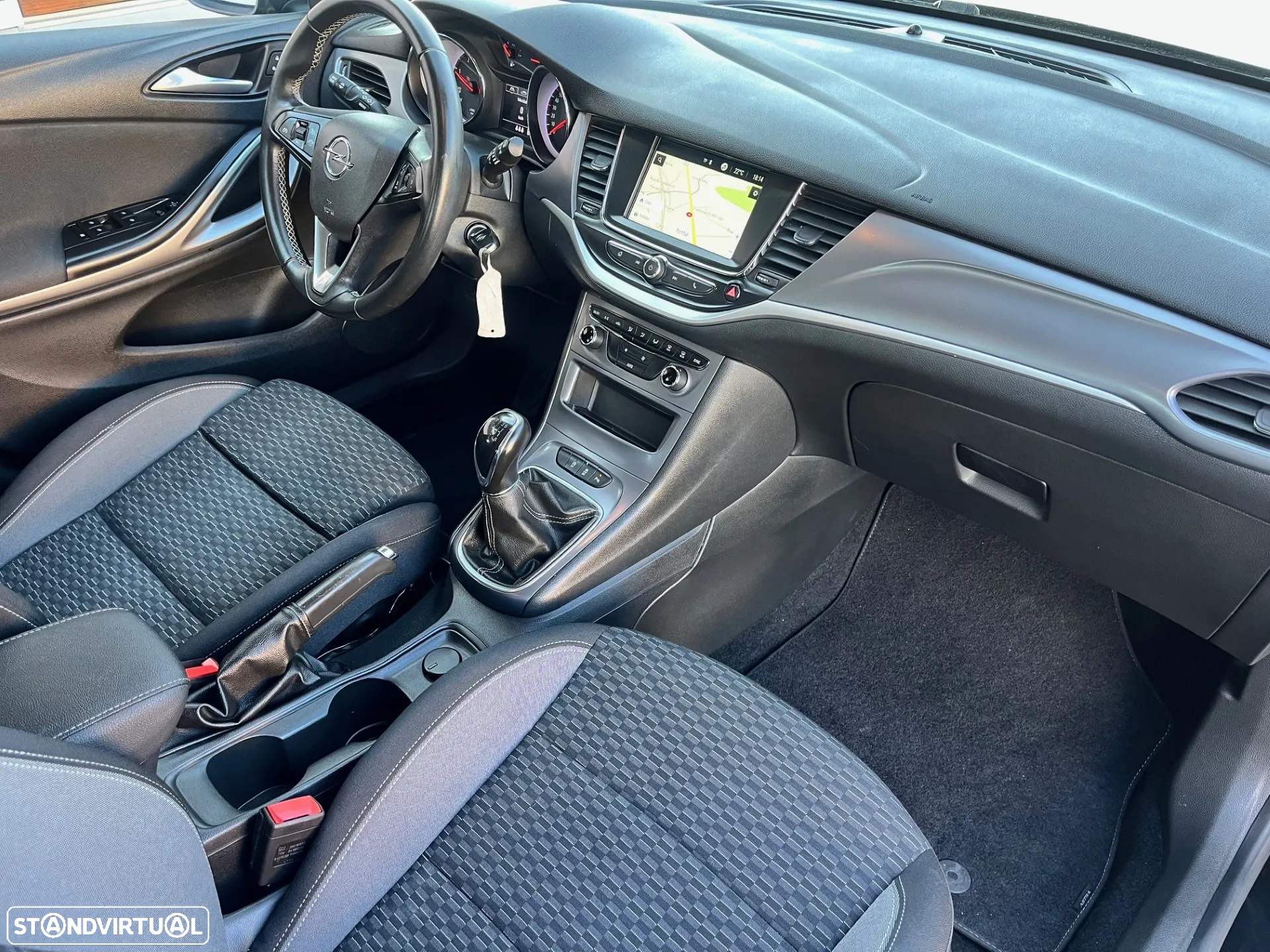 Opel Astra 1.5 D S&S Business Edition - 4