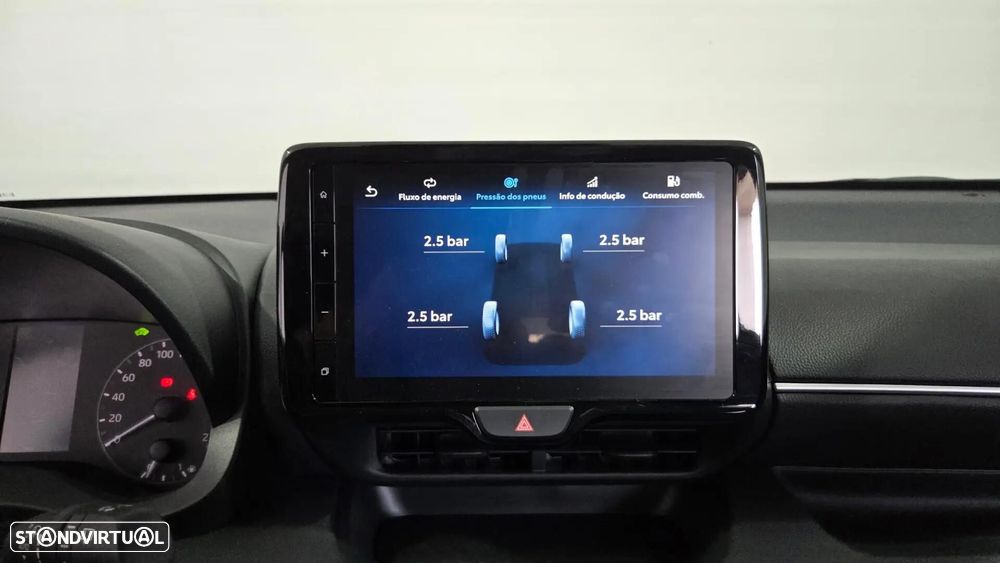 Toyota Yaris 1.5 HDF Comfort Plus - 25