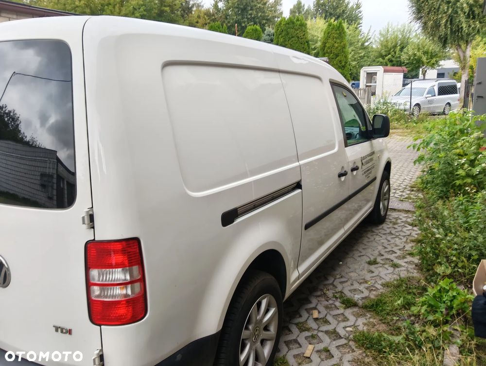 Volkswagen Caddy Maxi - 5
