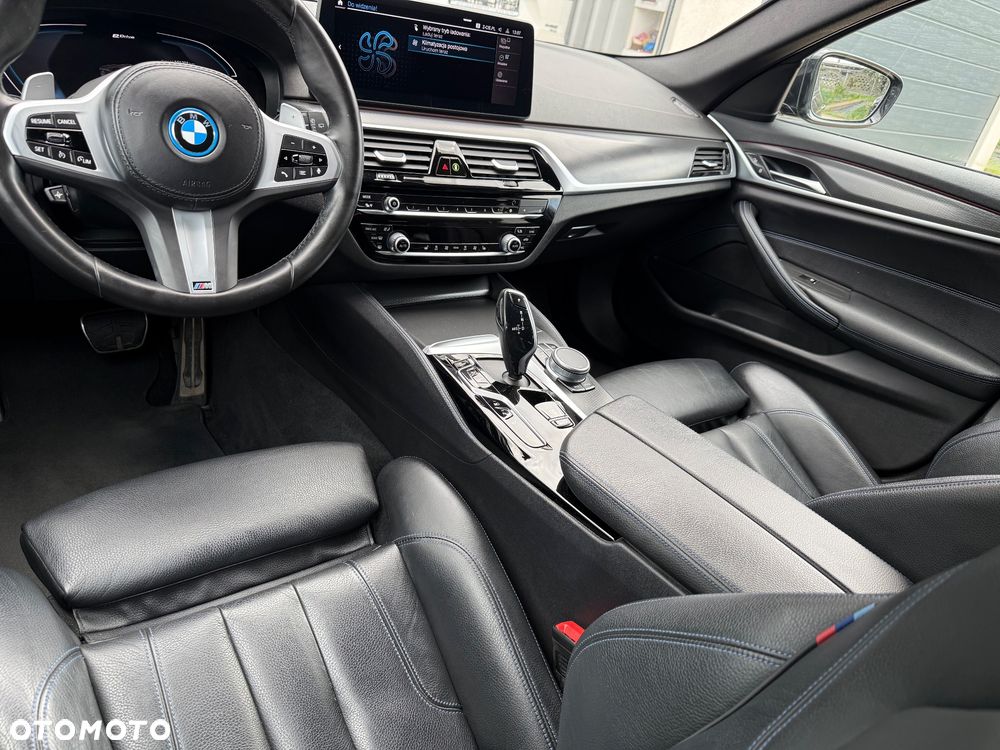BMW Seria 5 530e M Sport sport - 28