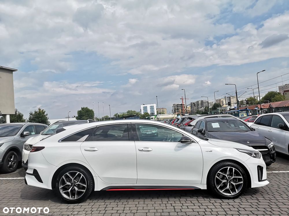 Kia ProCeed 1.6 CRDi DCT7 SCR GT LINE - 6