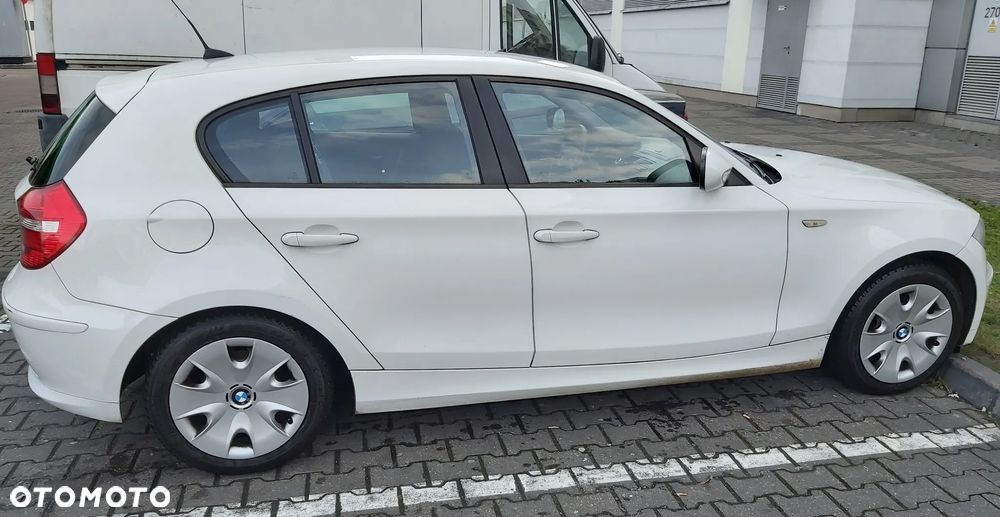 BMW Seria 1 116i - 6