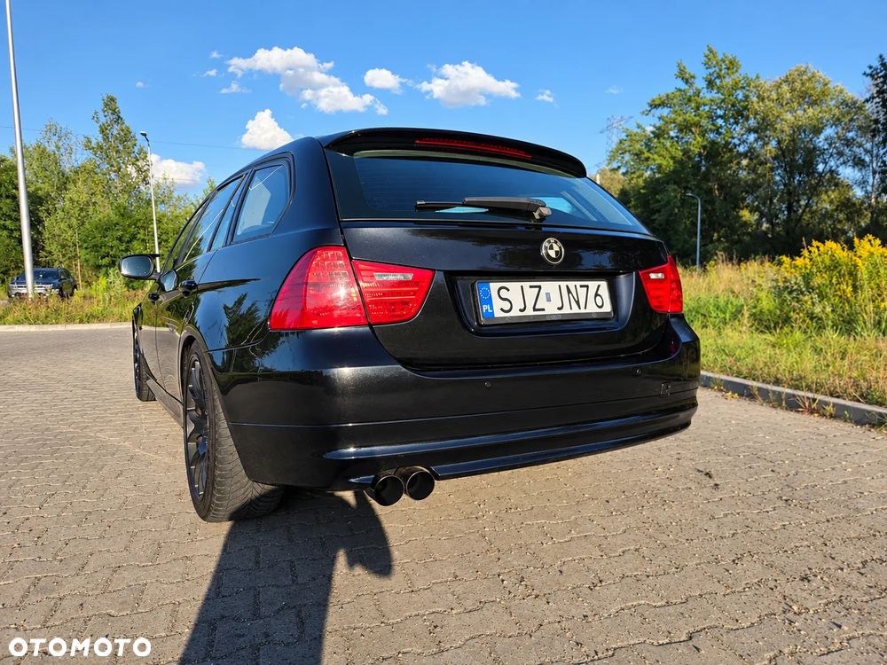 BMW Seria 3 2009 photo 4