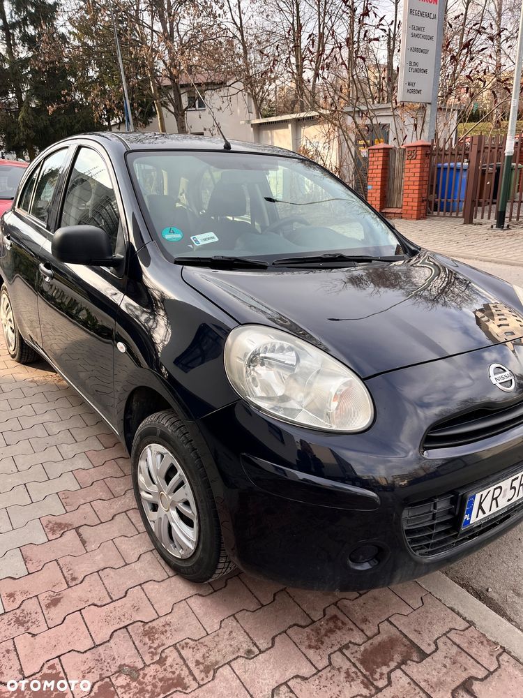 Nissan Micra - 1