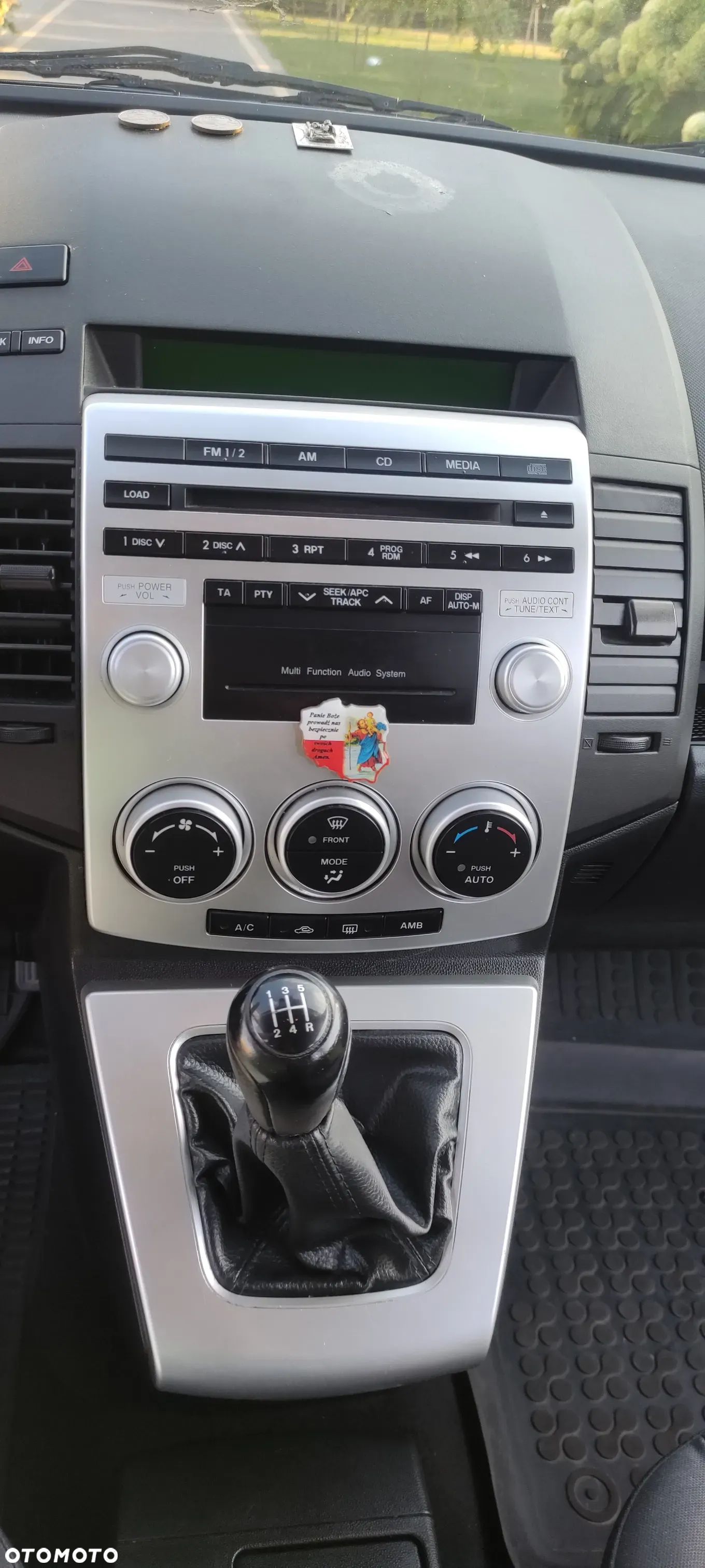 Mazda 5 - 30