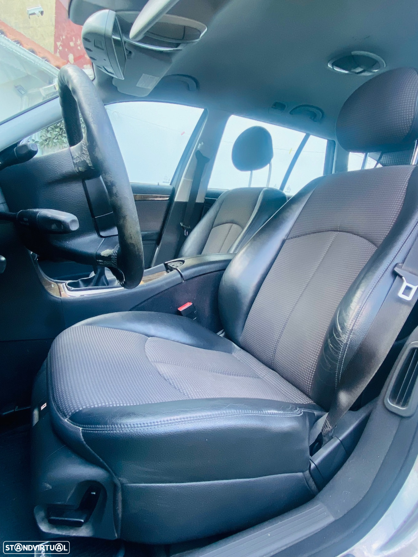 Mercedes-Benz E 220 CDi Avantgarde - 19
