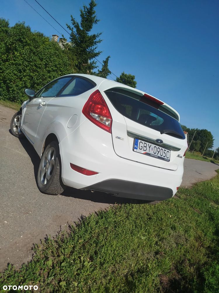 Ford Fiesta 1.6 TDCi Titanium - 4