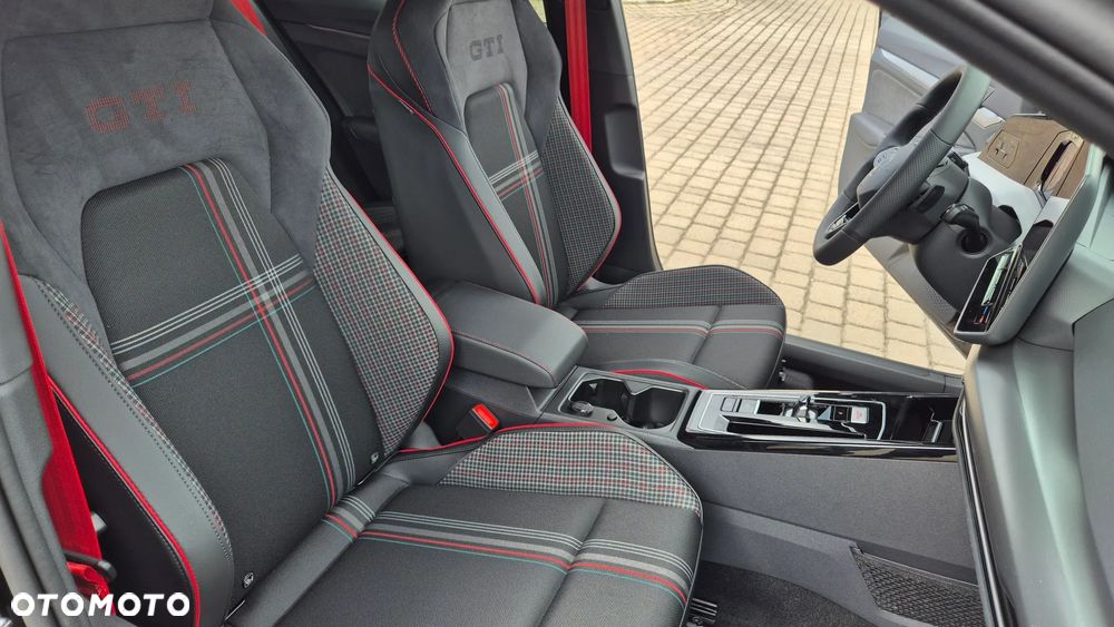 Volkswagen Golf 2.0 TSI GTI Edition 50 DSG - 10