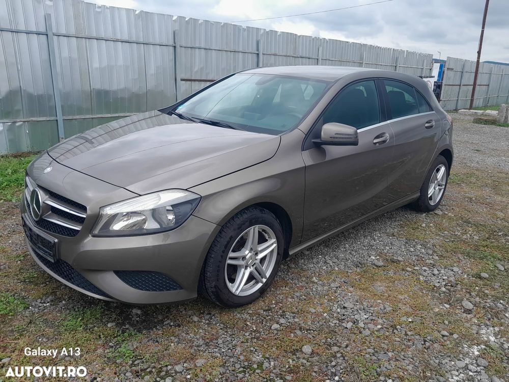 Mercedes-Benz A 180 BlueEFFICIENCY - 1