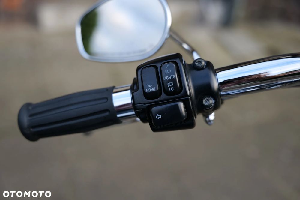 Harley-Davidson Touring Road King - 22