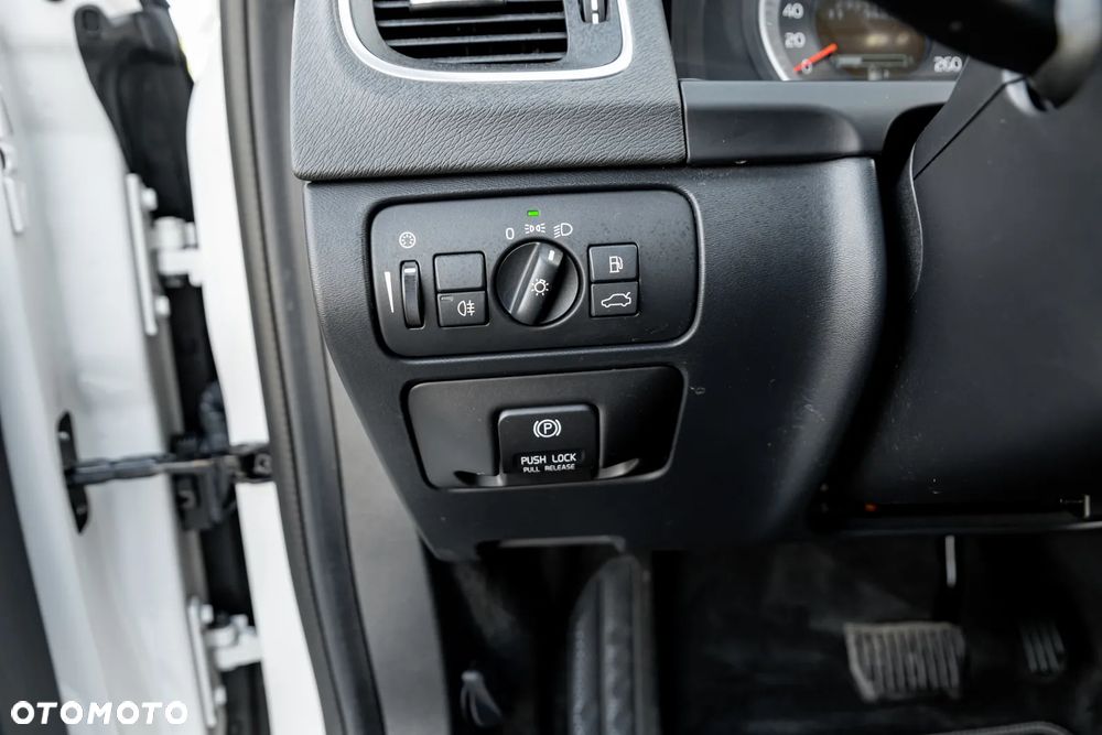 Volvo V60 - 18