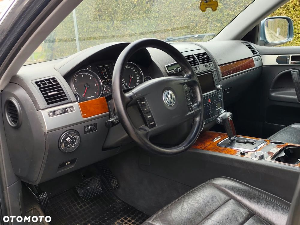 Volkswagen Touareg - 9