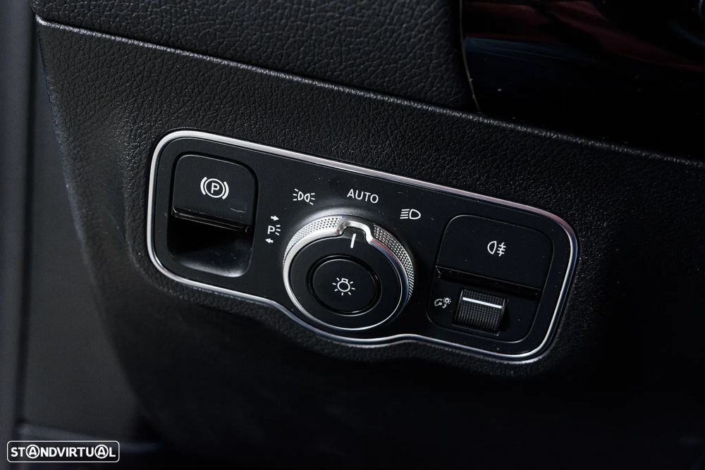 Mercedes-Benz GLA 250 e 8G-DCT AMG Line - 18