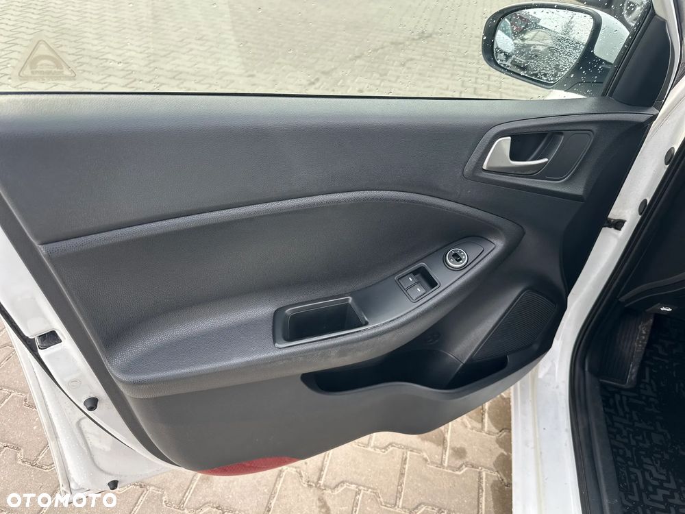 Hyundai i20 1.2 Classic Plus - 17