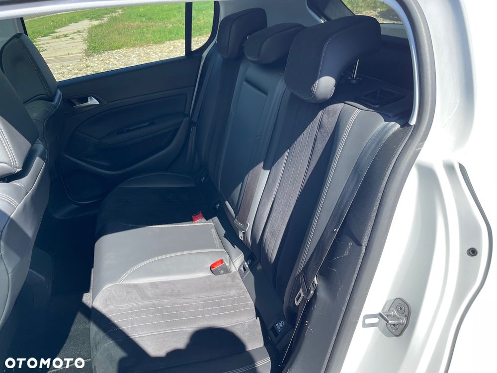 Peugeot 308 1.5 BlueHDi Allure S&S - 8