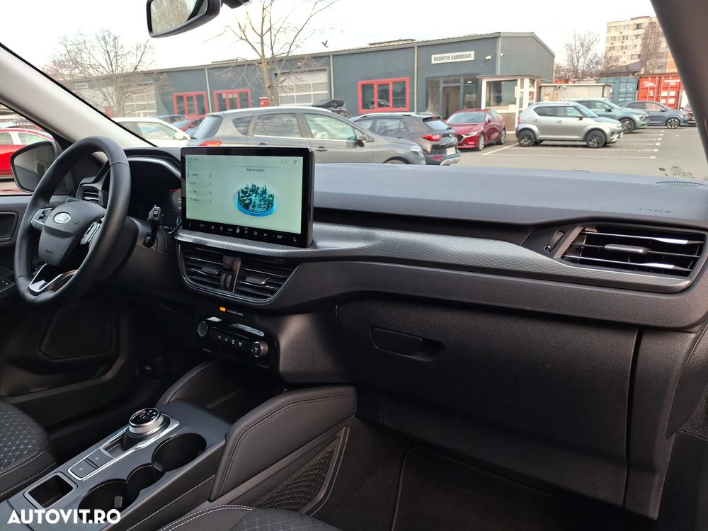 Ford Kuga 1.5 EcoBoost A8 FWD Titanium - 37