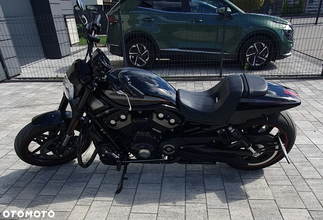 Harley-Davidson V-Rod Night Rod - 3