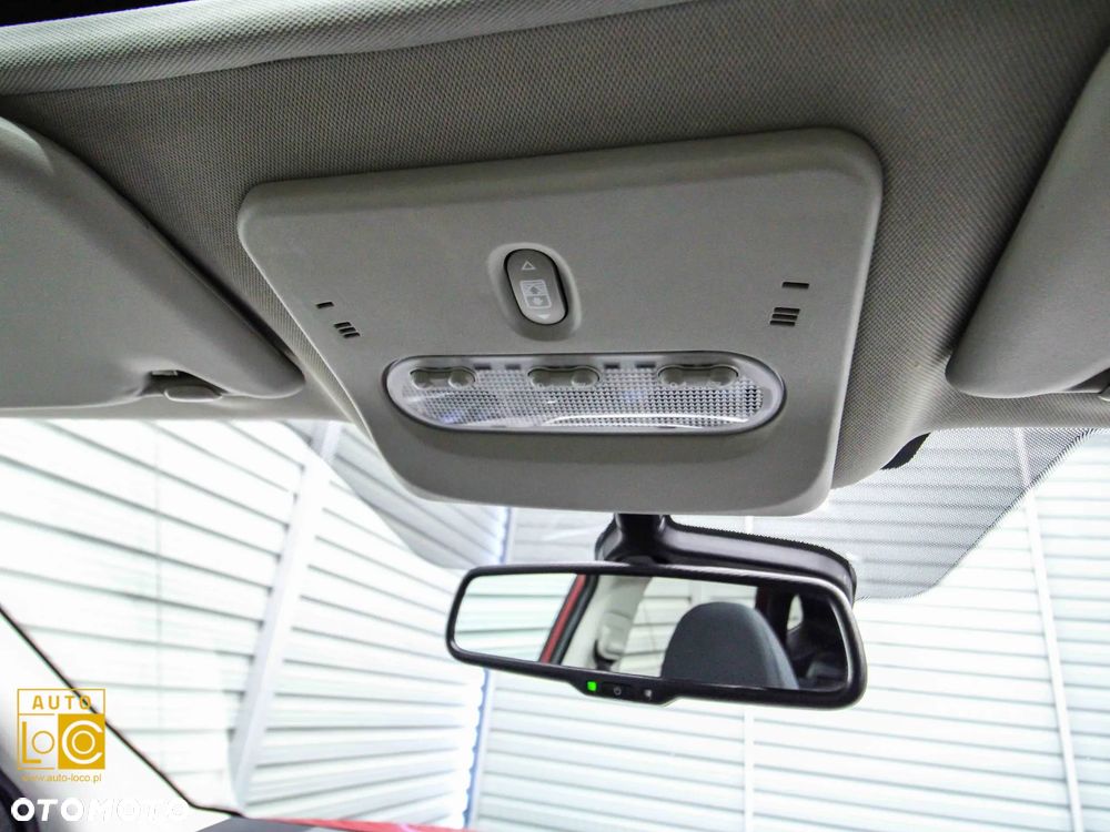 Nissan Qashqai 1.2 DIG-T N-Connecta - 28