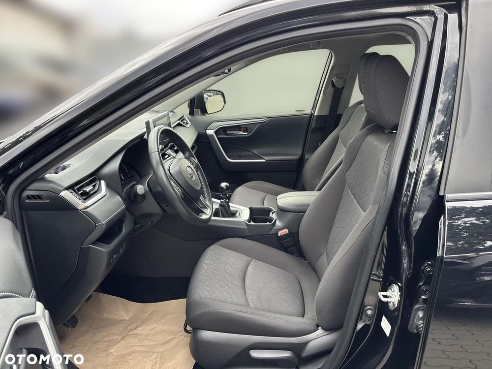 Toyota RAV4 - 13