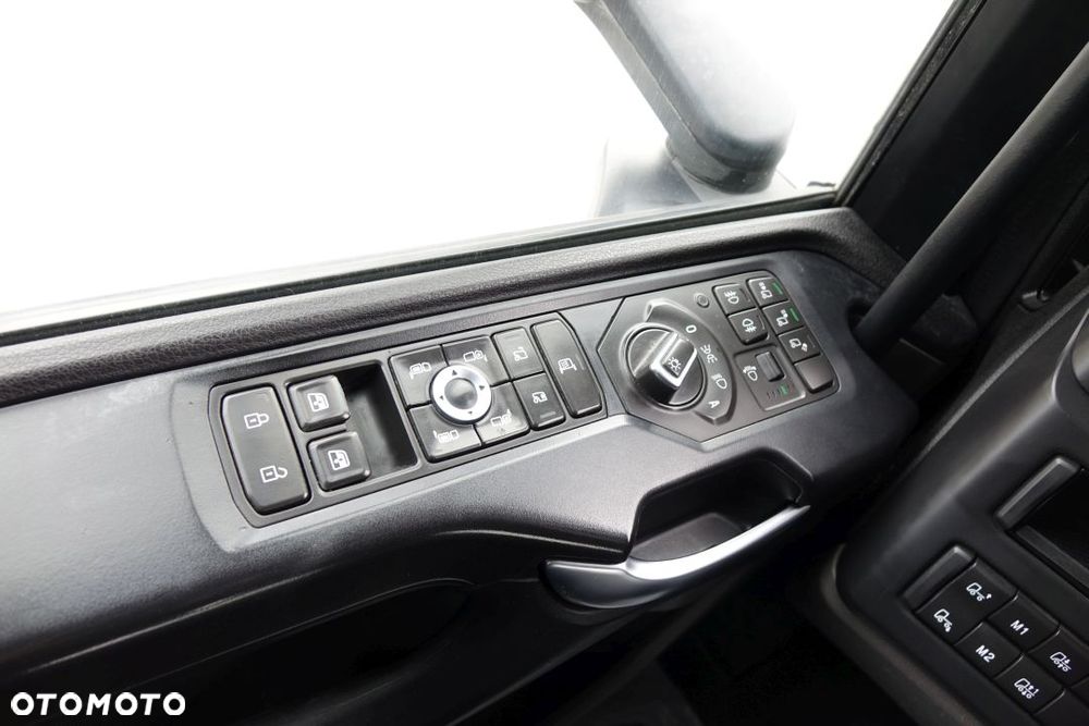Scania S500 / EURO 6 / STANDARD / AUTOMAT / RETARDER / LODÓWKA / 2 ZBIORNIKI / KLIMATYZACJA POSTOJOWA / NAVI - 34