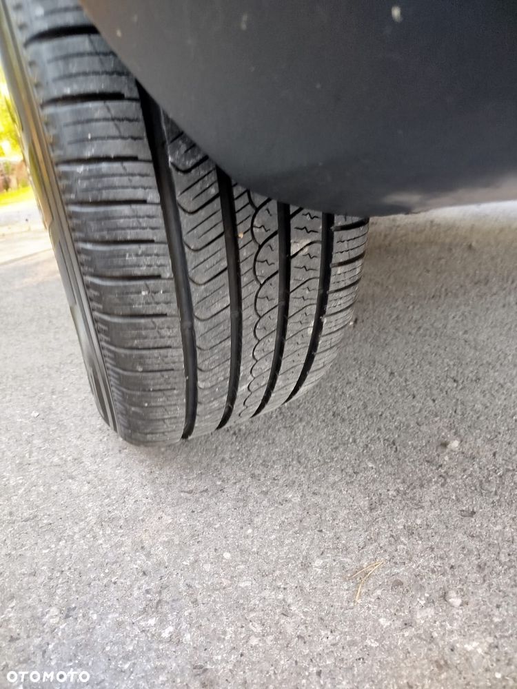 Mercedes-Benz GLC - 32