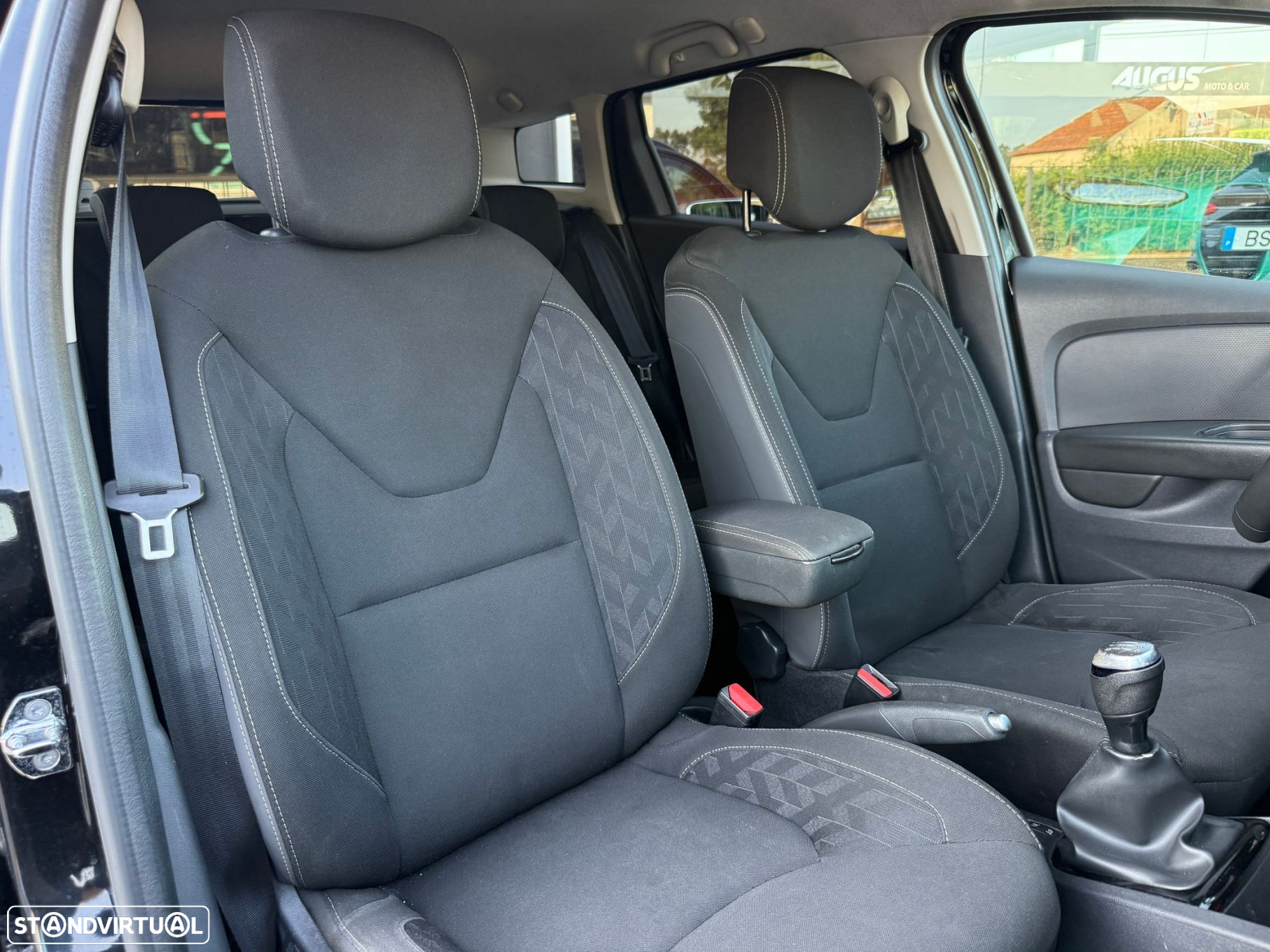 Renault Clio Sport Tourer TCe 90 Limited - 17