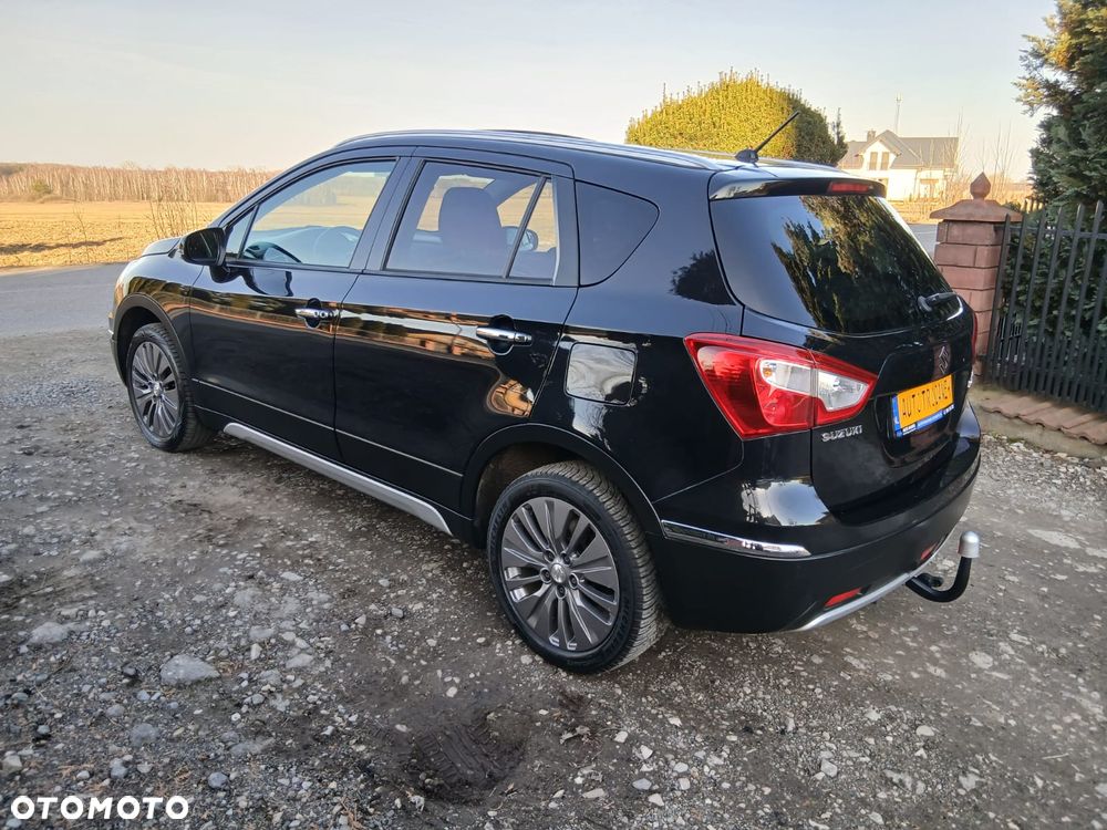 Suzuki S-Cross - 12