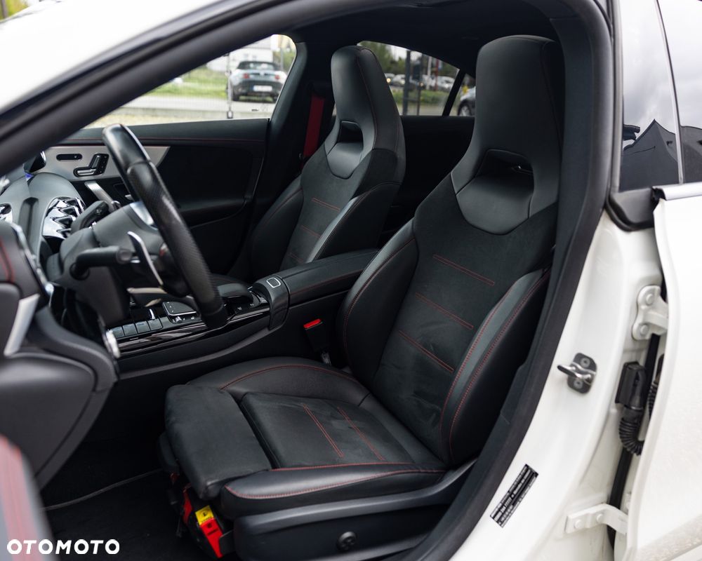 Mercedes-Benz CLA AMG 35 4-Matic 7G-DCT - 5