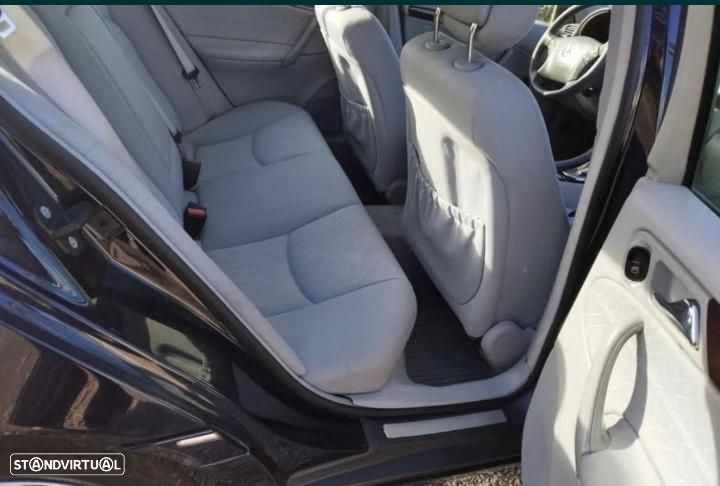Mercedes-Benz C 200 - 2