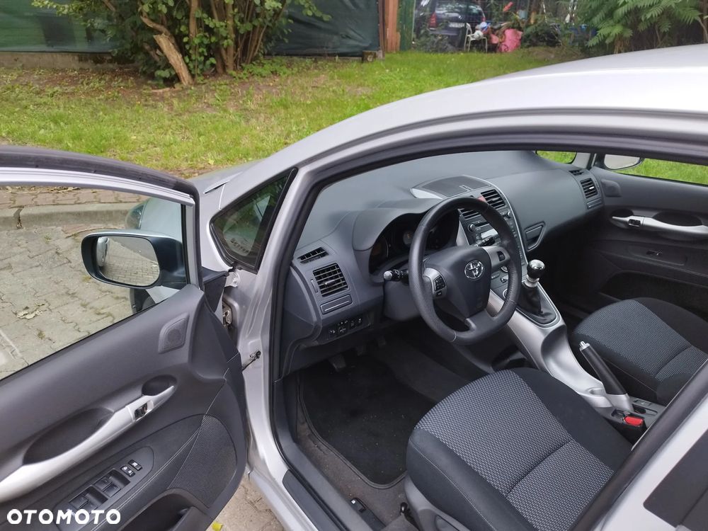 Toyota Auris 1.33 VVT-i Terra - 18