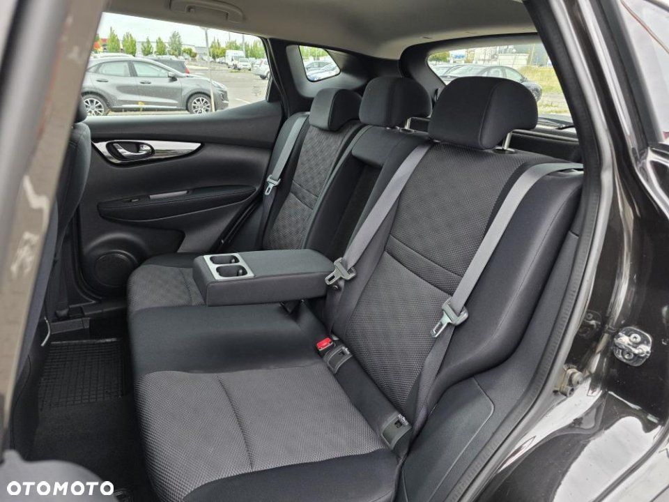 Nissan Qashqai - 12
