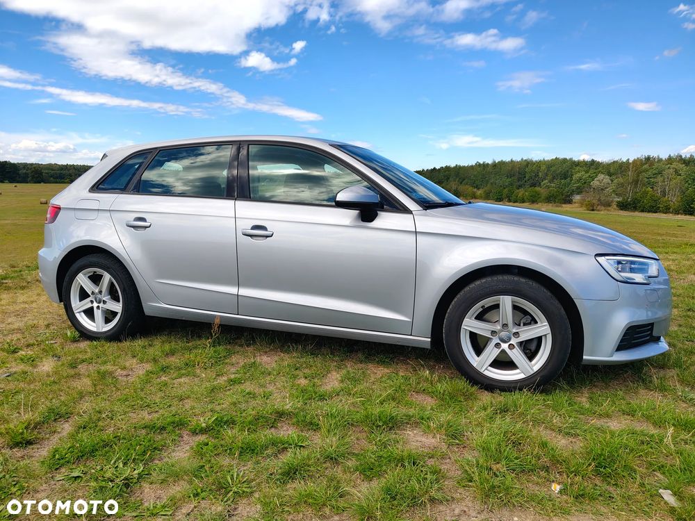 Audi A3 Sportback - 16