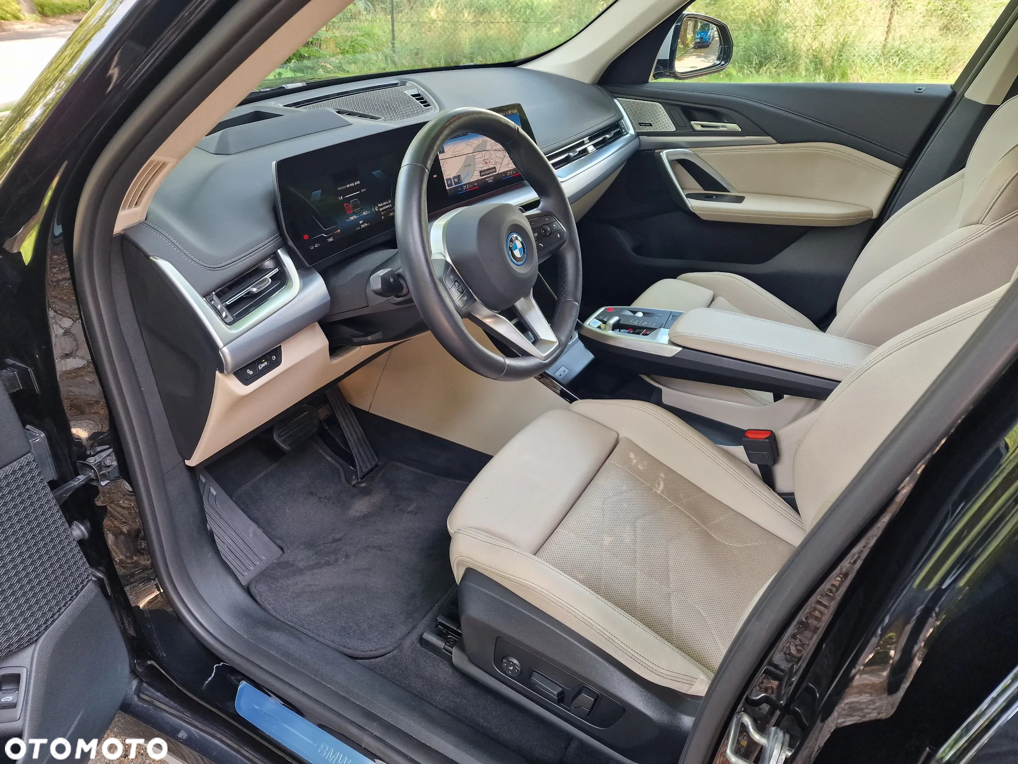 BMW iX1 xDrive30 sport - 14