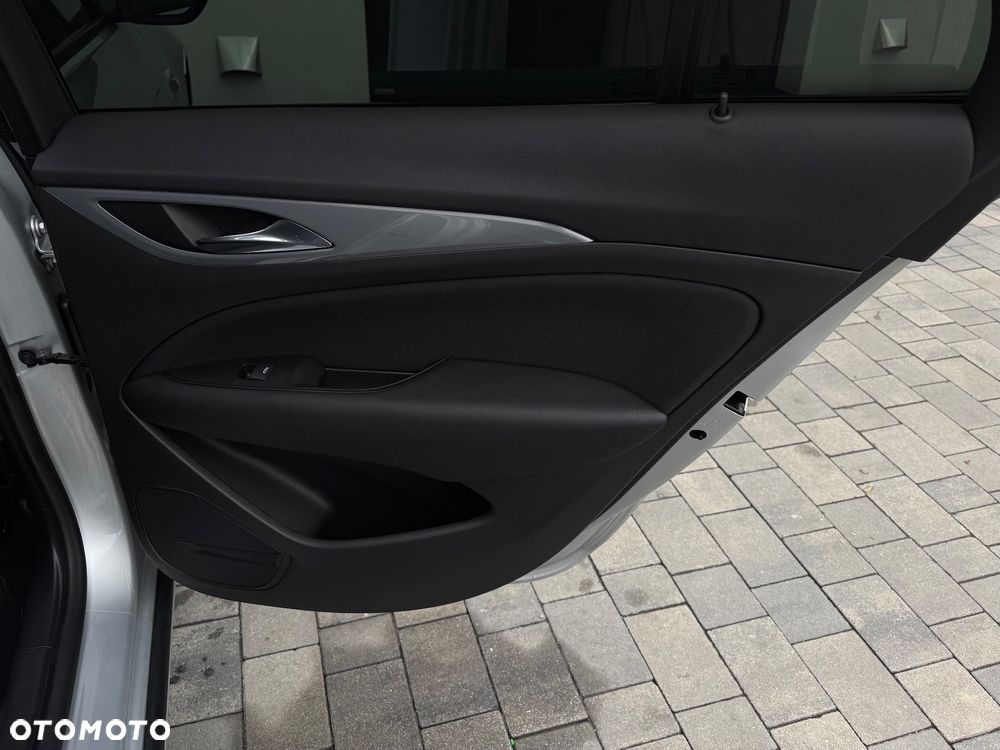 Opel Insignia 1.6 CDTI Edition S&S - 30