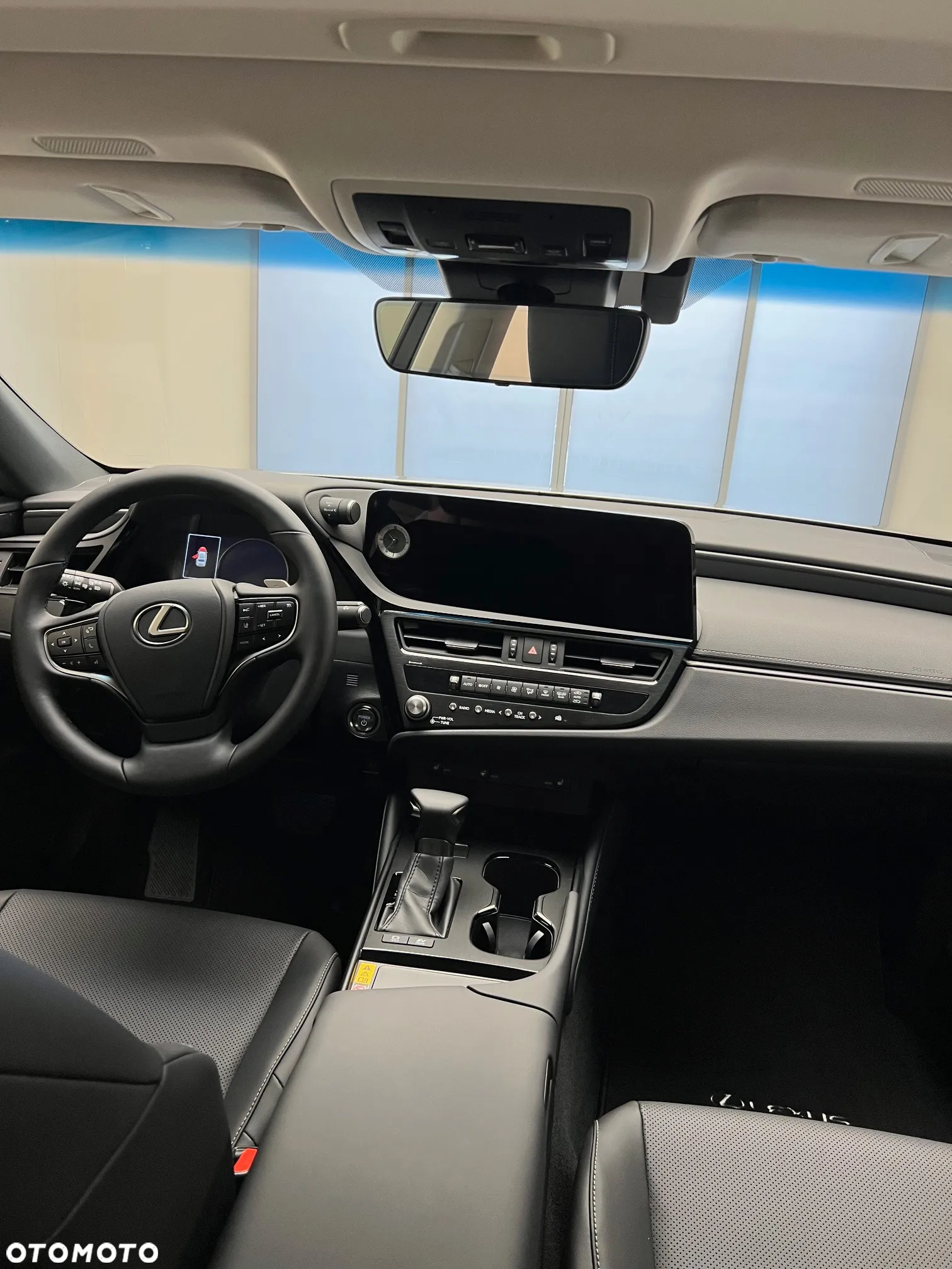Lexus ES 300h Business Edition - 5